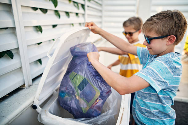 Best Construction Debris Removal  in Milford, IN